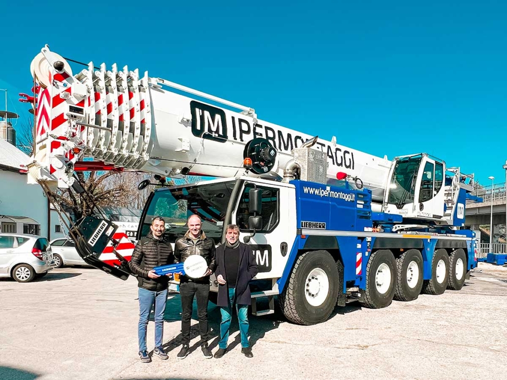 Autogrù Liebherr LTM-1150 5.3 di Ipermontaggi